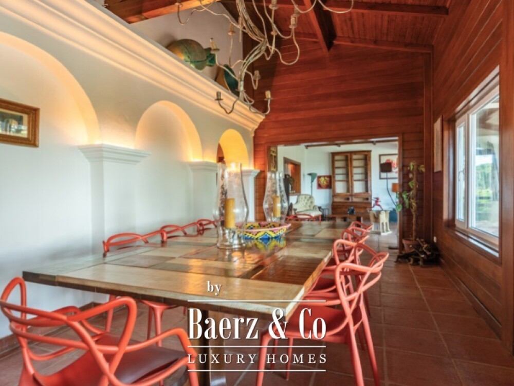 Single storey 3 bedroom villa with swimming pool, tennis court and plot of 5,320 sqm in Fontanelas, Sintra image