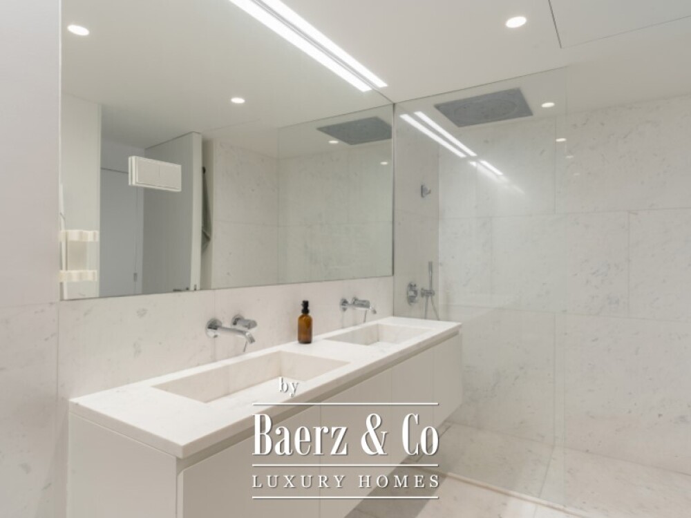 Luxurious Apartment with 3 Ensuite Bedrooms - Garden and Swimming Pool - Privileged Location - Sea View - Walking Distance from the beach - Gated community with 24/7 Security. image