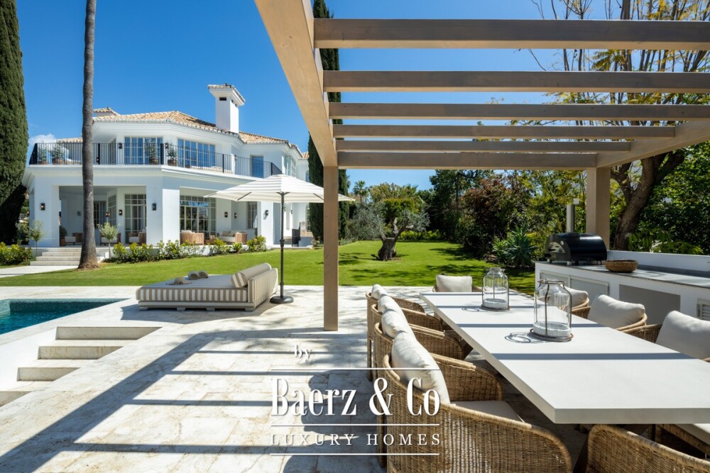 Villa - Nueva Andalucia - Marbella - Ref: 8724 image