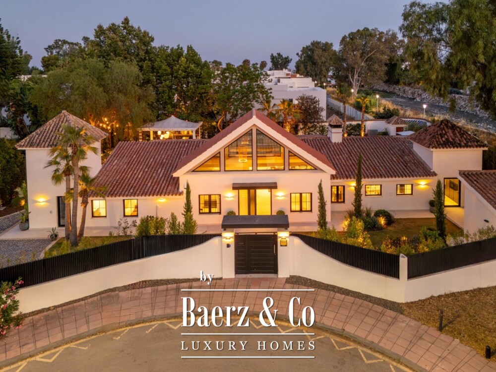 Villa - Puerto Banus - Marbella - Ref: 8730 image