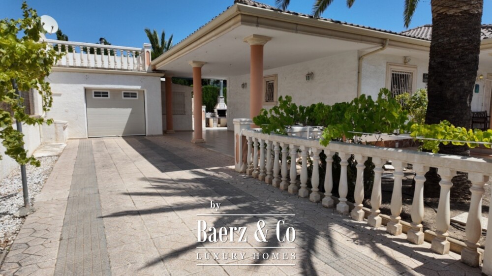 Beautiful luxury home in La Nucía image