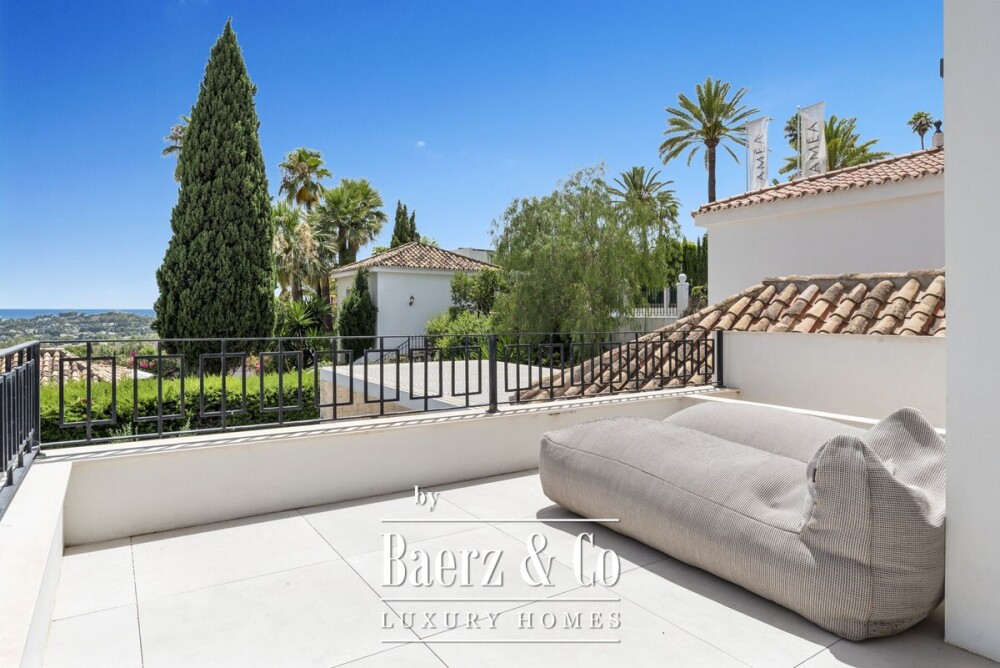 Villa - Nueva Andalucia - Marbella - Ref: 8737 image