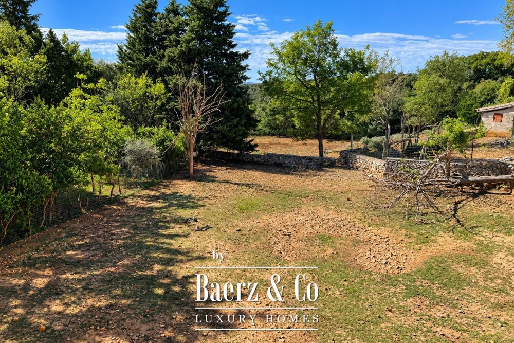 Island of Cres, Punta Križa, 280 m² house for renovation on a spacious 3,150 m² plot image