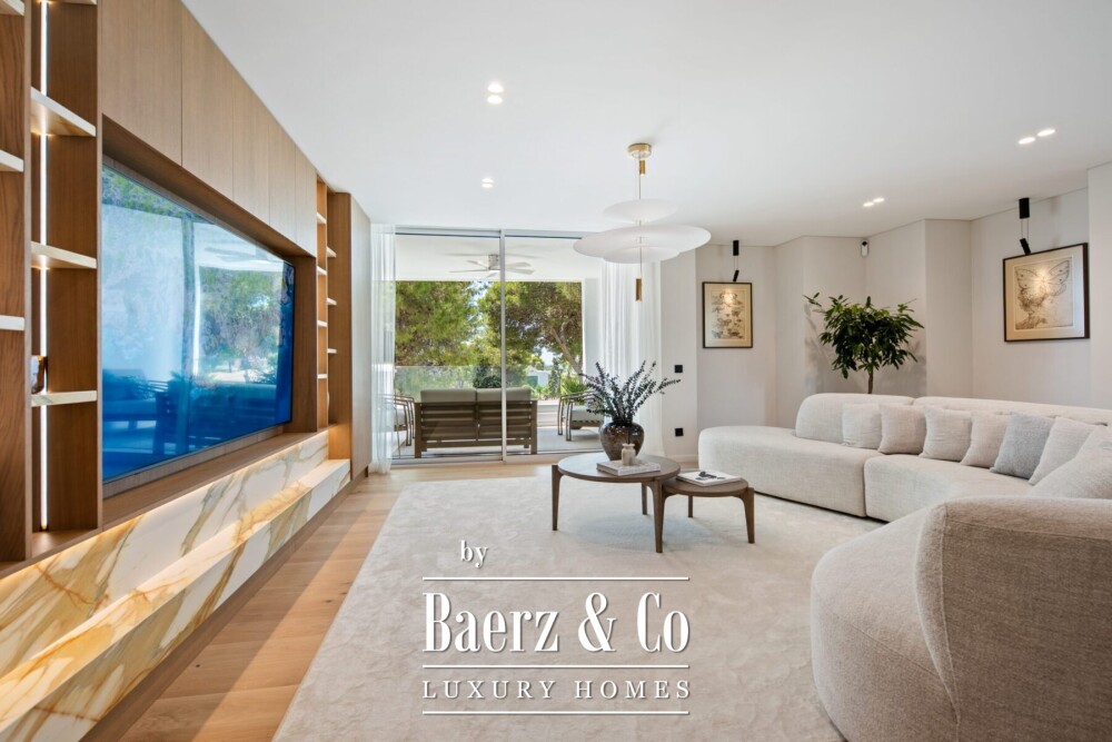 Penthouse - Marbella East - Ref: 8738 image