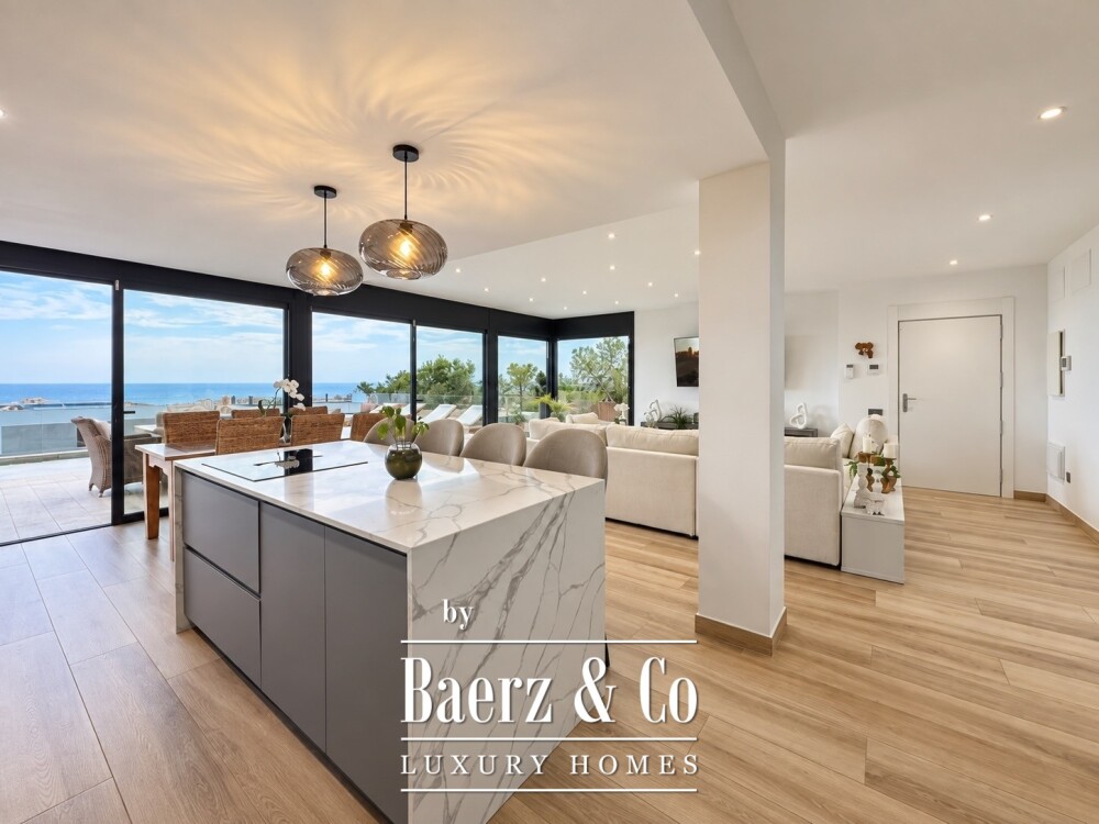 Contemporary Villa with Panoramic Mediterranean Sea Views in Cunit image