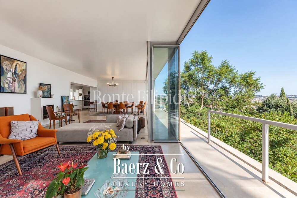 Beautiful luxury home in Rio de Mouro, Albarraque image
