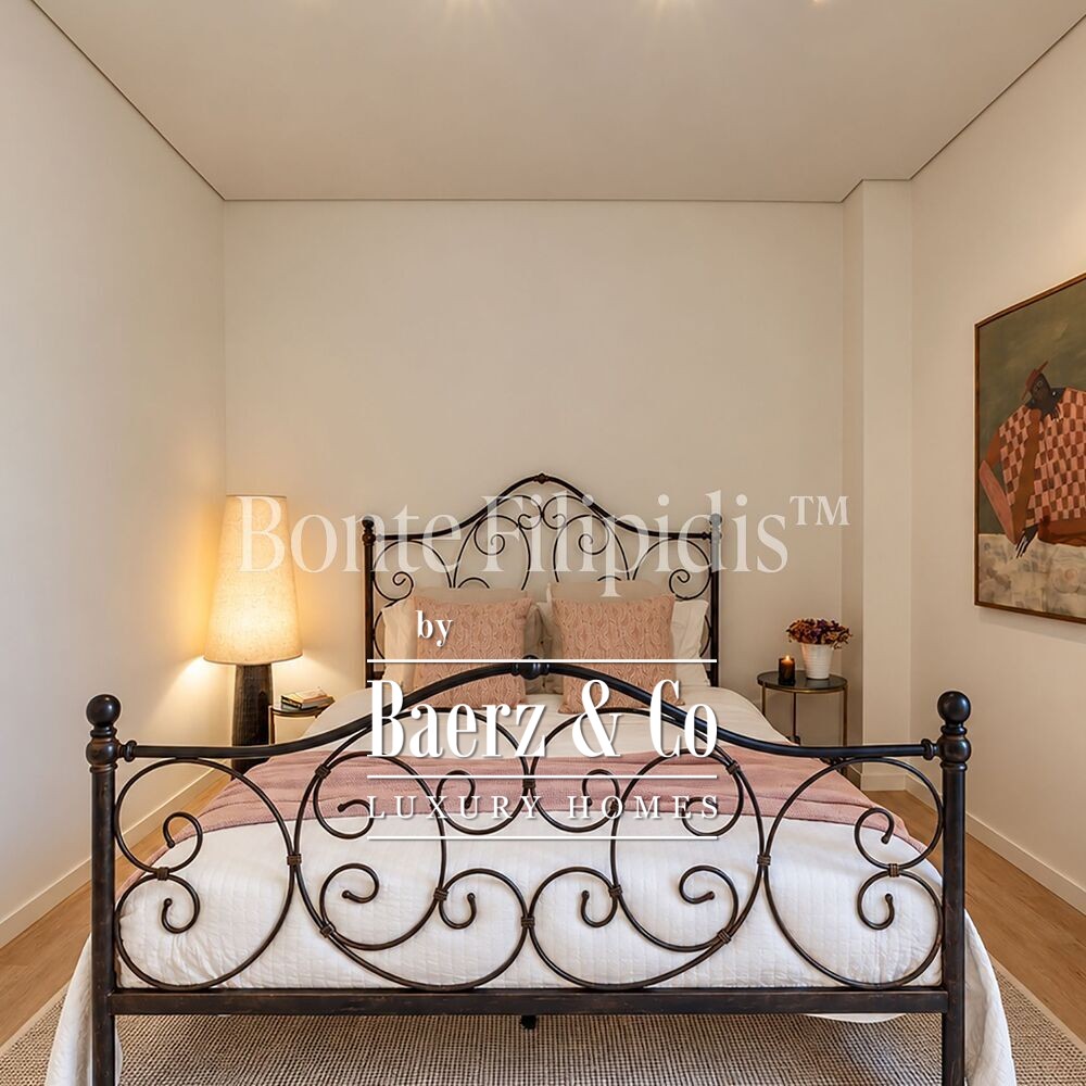 Beautiful luxury home in Campolide, Amoreiras image