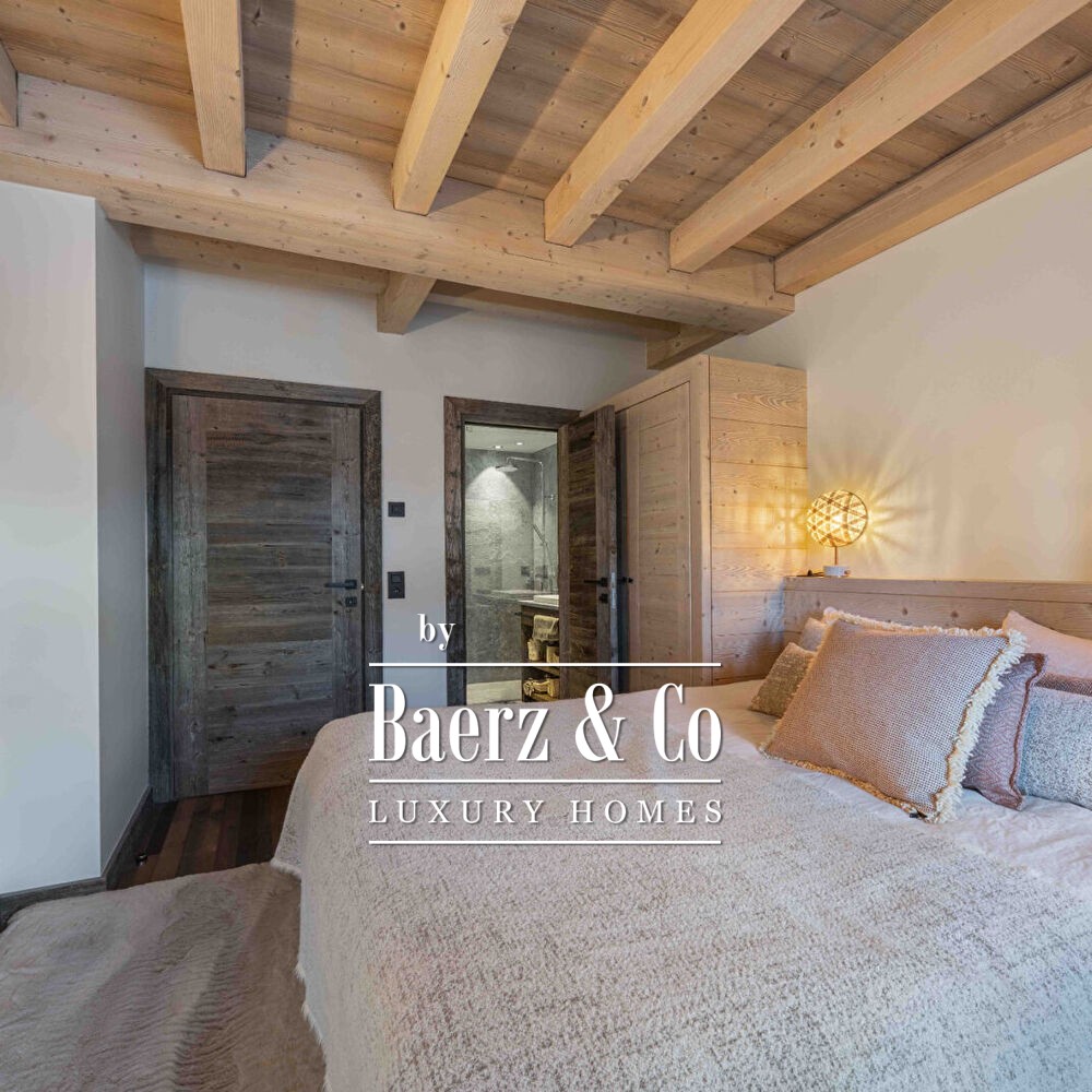 Large top-floor apartment - Megève town centre image