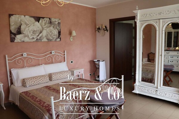 photo 18 Country house for sale 480 m²