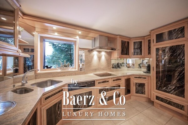 photo 12 5 BEDROOM CHALET - CLOSE TO THE NYON SKI LIFT