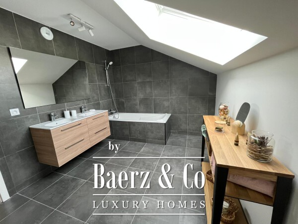 photo 6 NEW SEMI-DETACHED CHALET WITH PRIVATE GARDEN