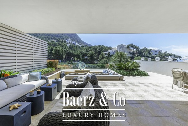 photo 14 Modern villa with privacy overlooking the Mediterranean