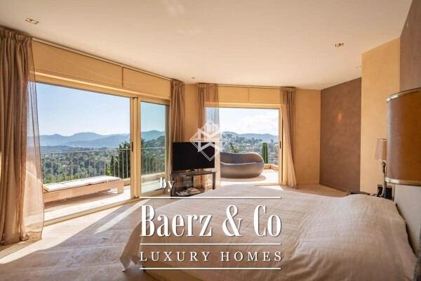 photo 12 Rare - walking distance from the village