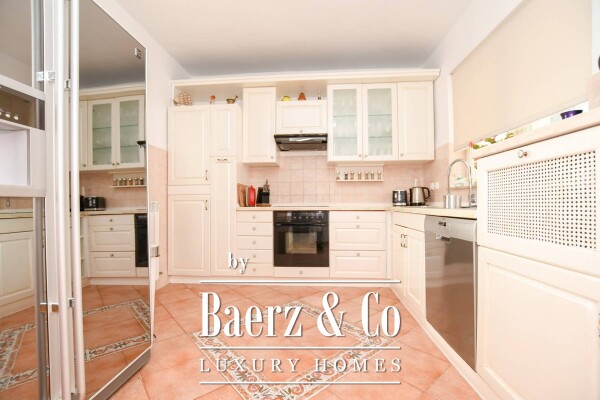 photo 13 Istria, Umag, beautiful house with pool, first row to the sea, NKP 430m2