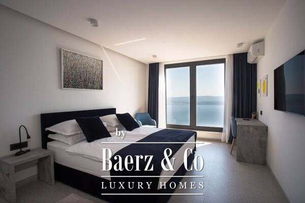 photo 8 Omis, two luxury villas with pool and panoramic views