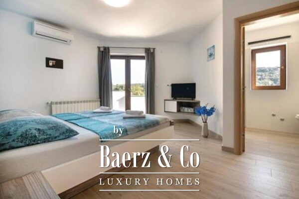 photo 18 Pula, apartment house with a swimming pool on a landscaped garden, 350 m from the sea