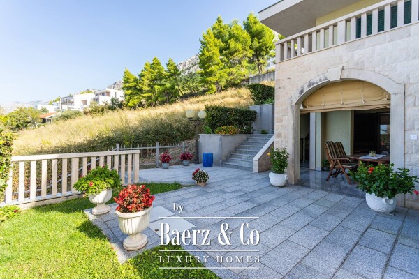 photo 28 Omiš, apartment house near the beach