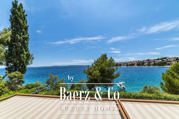 photo 69 Split, Čiovo, modern villa/boutique hotel with 8 apartments, first row to the sea