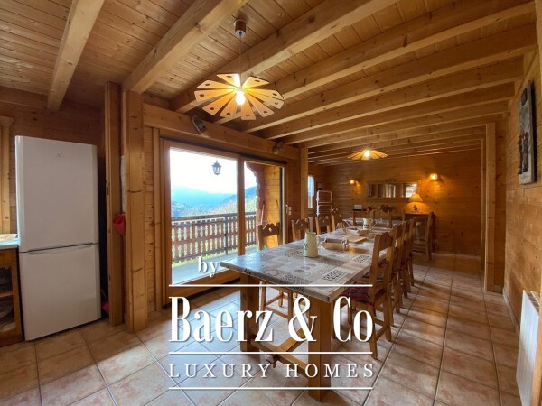 photo 4 5-BEDROOM CHALET - IN THE HEART OF NATURE