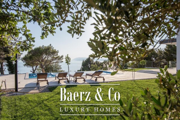 photo 3 Makarska, Tučepi, secluded villa surrounded by nature, with pool, jacuzzi and perfect panoramic view