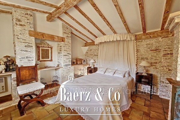 photo 9 charming Provencal 16th century farmhouse with stunning view