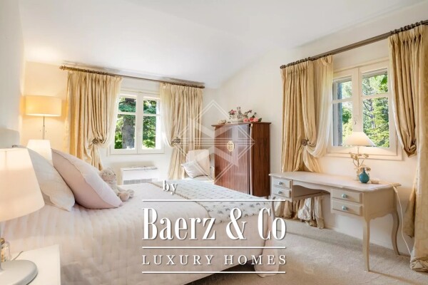 photo 13 Exceptional provencal style. property in a gated domain