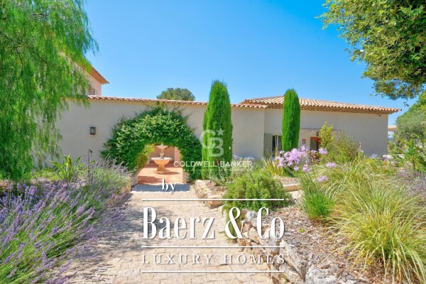 photo 3 Super property in a closed domain, sea view