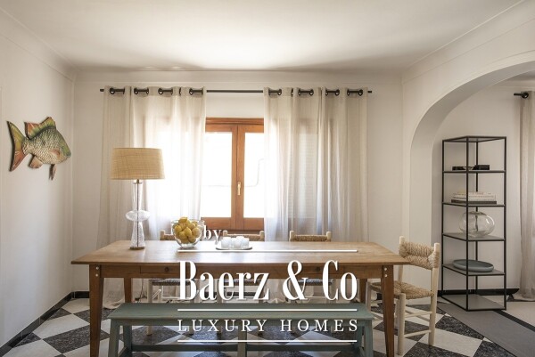 photo 4 Boutique townhouse with stunning views and rental license