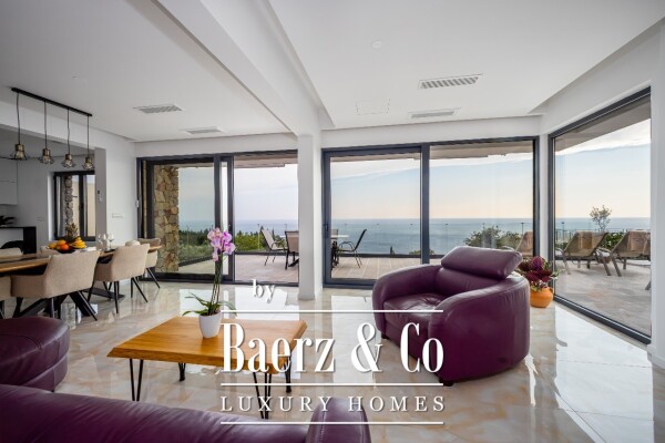 photo 10 Luxury Villa with Seaview in Budva