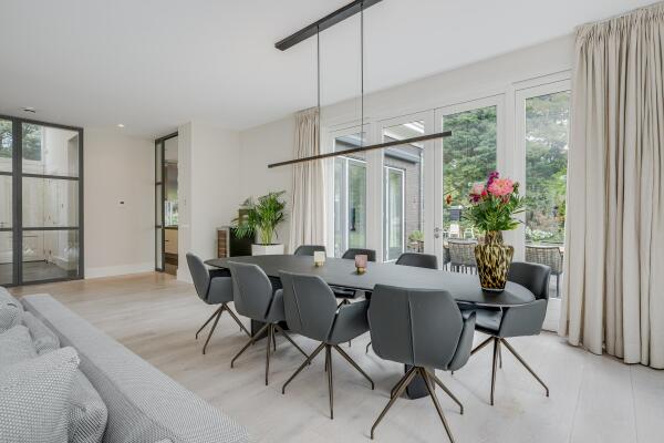 photo 17 van Brouchovenlaan 6