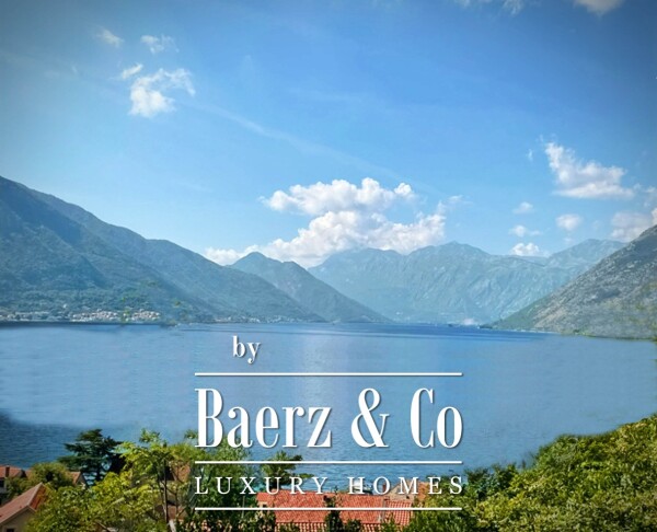 photo 3 Luxury Seaview Villa with Pool in Kotor