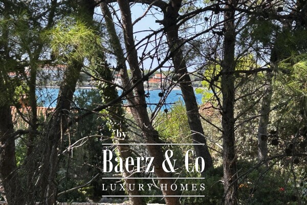 photo 38 Ugljan, beautiful house on an impressive 1405 m2, 100 m from the beach