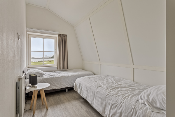 photo 19 Zeedijk 2 434