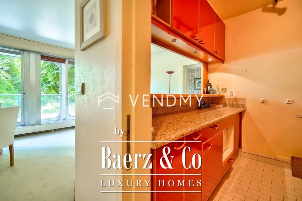 photo 10 Bright Pied-à-terre on Avenue Foch