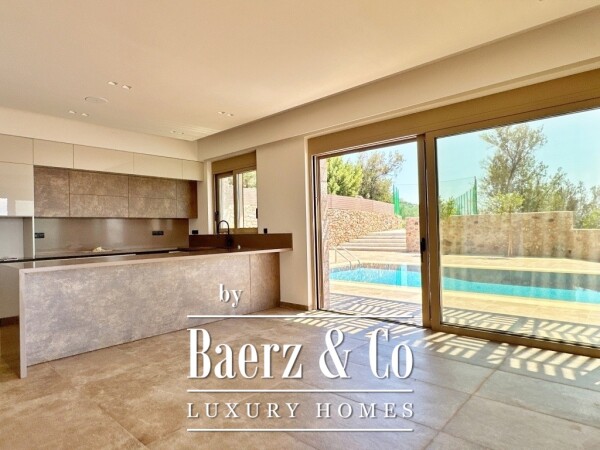 photo 9 (For Sale) Residential Villa || Messinia/Kalamata - 310 Sq.m, 5 Bedrooms, 2.150.000€