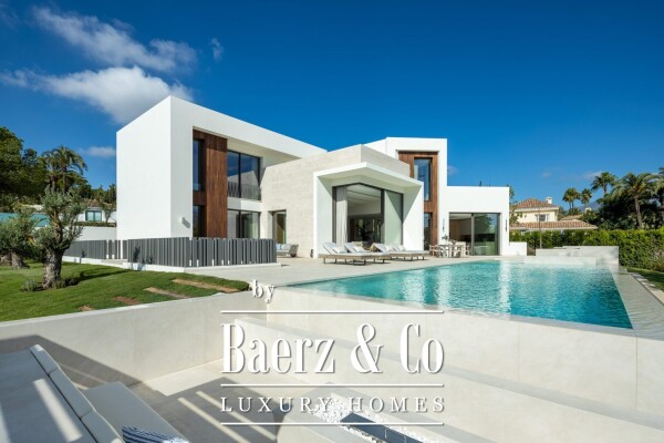 photo 32 Villa - Nueva Andalucia - Marbella - Ref: 8546