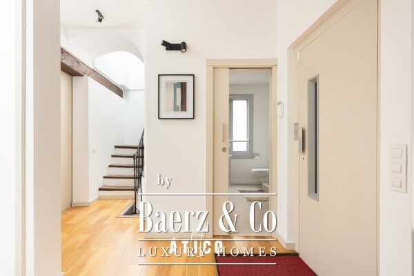 photo 14 Penthouse for sale in Ciutat Vella