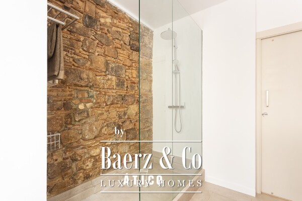 photo 16 Penthouse for sale in Ciutat Vella