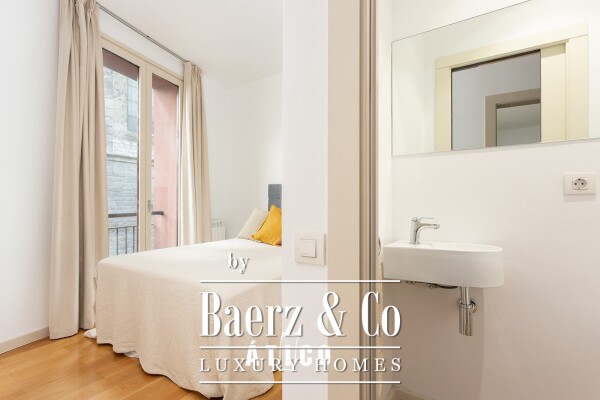 photo 31 Penthouse for sale in Ciutat Vella