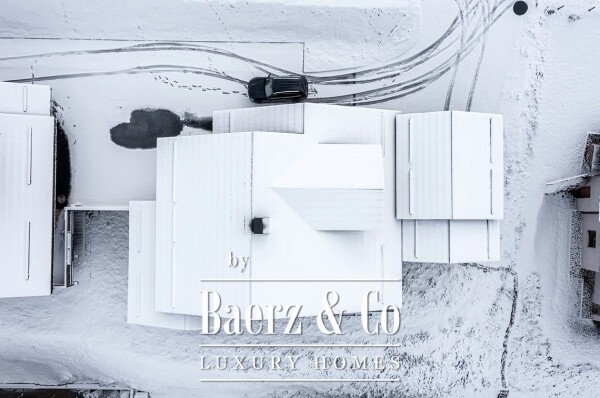 photo 7 6 BEDROOM CHALET - TOP OF THE RANGE