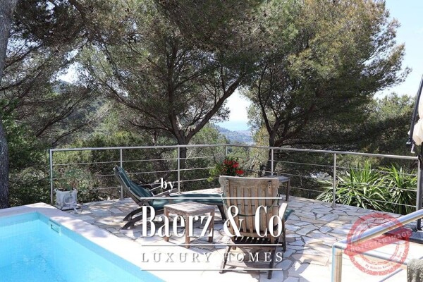 photo 80 Villa for sale 166 m²