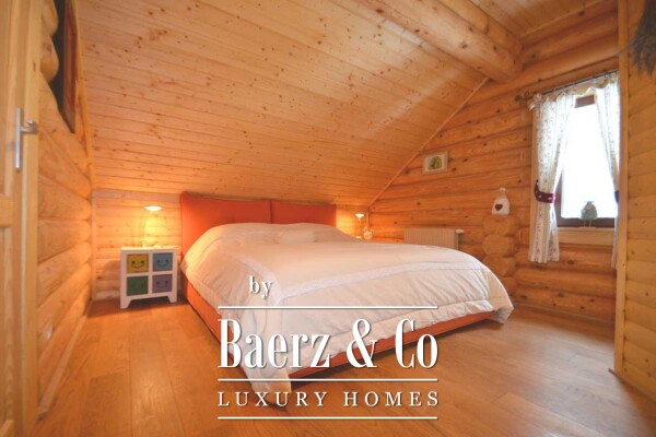 photo 11 Ravna Gora, Hleveci, charming wooden villa with 5500 m2 of building land