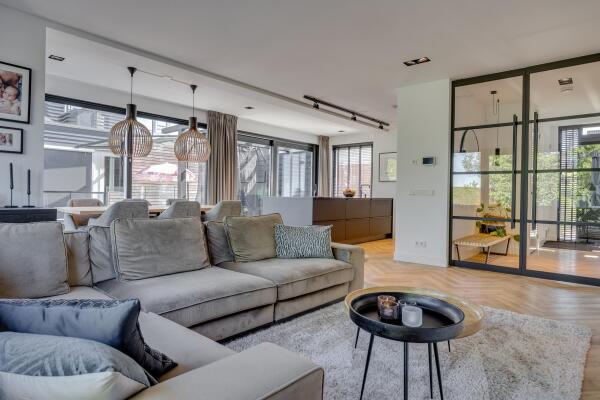 photo 11 Swingboei 3