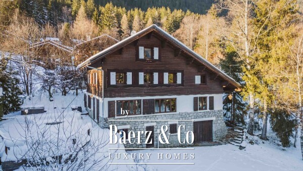 photo 3 10-ROOM CHALET IN THE LES PRAZ AREA - BREATHTAKING VIEWS