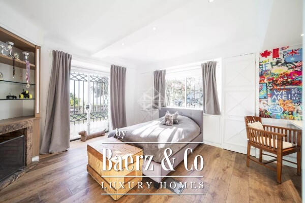 photo 8 Sumptuous Villa near Mougins with Panoramic Sea View