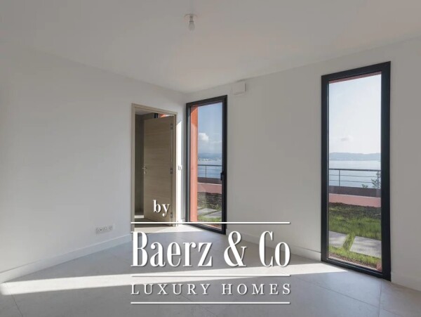 photo 8 Superb NEW apartment with panoramic sea view