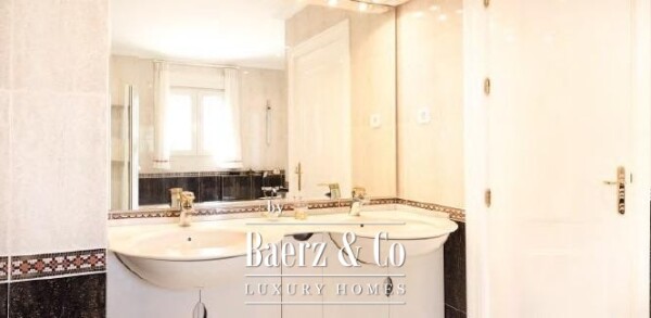 photo 22 Beautiful luxury home in Villajoyosa, Playa