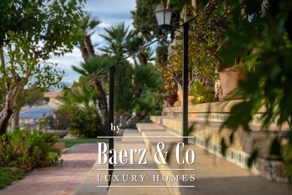 photo 14 Beautiful luxury home in Alicante, Costa Blanca