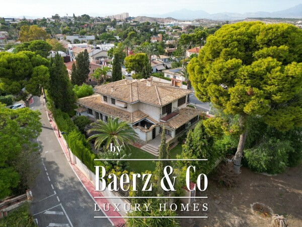 photo 16 Beautiful luxury home in Alicante, Costa Blanca