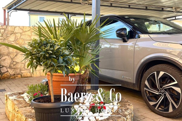 photo 10 Rovinj, Rovinjsko Selo, elegant, luxurious house 380 m2 with 4 residential units and a beauutifu...